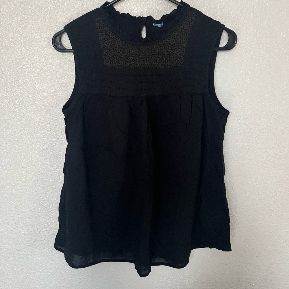 Old Navy Ruffled black top